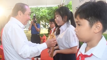Nuôi dưỡng tình yêu sách
