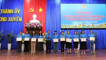 Liên đoàn Lao động TP. Long Xuyên sơ kết hoạt động 6 tháng đầu năm 2025
