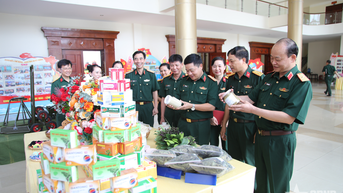 Học viện Chính trị sơ kết phong trào thi đua “Ngành hậu cần Quân đội làm theo lời Bác Hồ dạy”