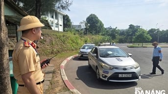 Sát hạch giấy phép lái xe: Người dân tham khảo bộ câu hỏi mới tại đâu?