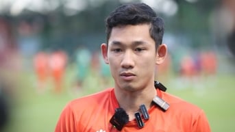 Hai Long quyết thắng Malaysia như đã thắng Man United