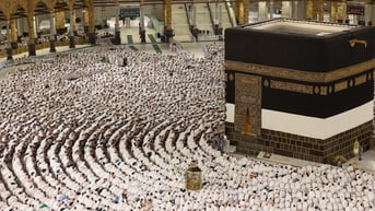 Hành hương về Mecca năm 2025: cấm trẻ em, kiểm soát nghiêm ngặt hơn