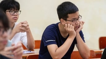 Gần 500 thí sinh Hà Nội bỏ làm thủ tục dự thi lớp 10