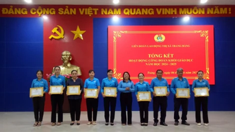 Thị xã Trảng Bàng: Nhiều tập thể, cá nhân được khen thưởng trong phong trào thi đua lao động giỏi, xây dựng tổ chức Công đoàn vững mạnh