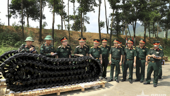 Bảo đảm tốt trang bị kỹ thuật, phương tiện thực hiện nhiệm vụ diễu binh, diễu hành