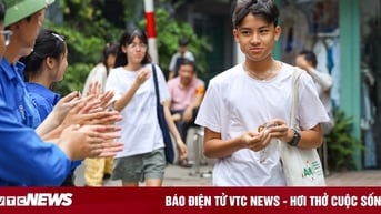 Sĩ tử đua nhau đoán đề Văn vào lớp 10 Hà Nội