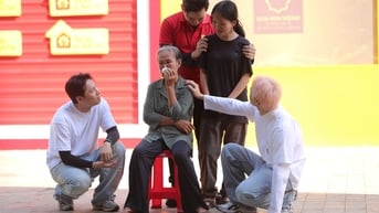 Ca sĩ JSOL xúc động: “Khi bạn thấy cuộc sống khó khăn quá, hãy xem Mái ấm gia đình Việt”