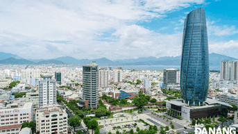 5 tháng năm 2025, tốc độ tăng lĩnh vực dịch vụ của Đà Nẵng đạt khá so với cả nước
