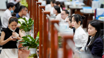 Công chức đi học phải cam kết làm việc gấp ba lần thời gian đào tạo