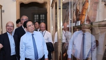 Thủ tướng: Văn hóa là sợi dây đầy âm thanh và sắc màu cho tình hữu nghị Việt - Pháp