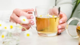 5 loại thức uống phổ biến giúp giảm đầy hơi