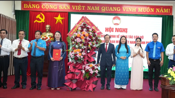 Bà Nguyễn Thị Ái Vân giữ chức Chủ tịch Ủy ban MTTQ Việt Nam thành phố Huế