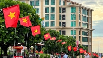 Đà Nẵng, Quảng Ngãi: Thủ tục hành chính thuận tiện, thông suốt trong ngày đầu tiên thực hiện chính quyền 2 cấp