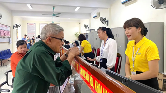 ប្រៃសណីយ៍​វៀតណាម​ប្រមូល​បុគ្គលិក​ចំនួន ៨.០០០ នាក់​ដើម្បី​គាំទ្រ​ដល់​ការ​ដោះស្រាយ​នីតិវិធី​រដ្ឋបាល​នៅ​ថ្នាក់​ឃុំ​សង្កាត់​នៅ​ទូទាំង​ប្រទេស។