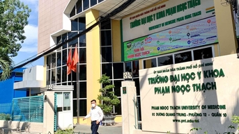 Pham Ngoc Thach 의과대학, 등록 정원 확대, 2가지 방법으로 학생 등록