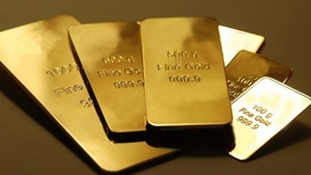 Giá vàng hôm nay 10/7: Phục hồi, lấy lại mốc 3.300 USD/ounce