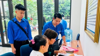 Thanh niên tình nguyện tập huấn hỗ trợ vận hành chính quyền địa phương hai cấp