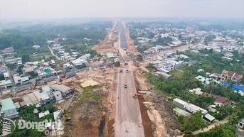Thi công Dự án Đường cao tốc Biên Hòa - Vũng Tàu gặp khó do mưa nhiều