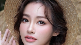 세계에서 가장 아름다운 얼굴 100인에 이름을 올린 최초의 베트남 미인의 흥망성쇠