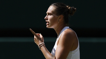 Sabalenka 'nổi điên' vì hành vi ăn mừng thiếu tôn trọng của Anisimova ở bán kết Wimbledon