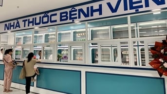 Người đứng đầu bệnh viện phải bảo đảm cung ứng đủ thuốc cho điều trị