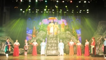 Tổng duyệt chương trình nghệ thuật “Huyền thoại miền di sản”