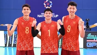 Bóng chuyền nam Việt Nam - Indonesia (set 4) 1-2: Việt Nam gặp khó