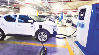 Thiếu hạ tầng sạc cho xe điện