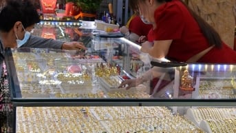 Giá vàng hôm nay,12-7: Tăng rất mạnh