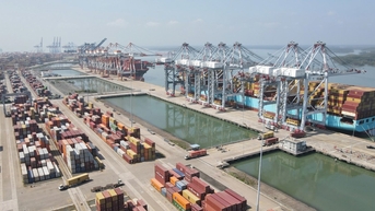 TP.HCM tập trung phát triển chuỗi logistics cảng biển thông minh
