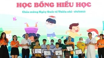 Lấp lánh tình người dưới mái nhà Thalassemia