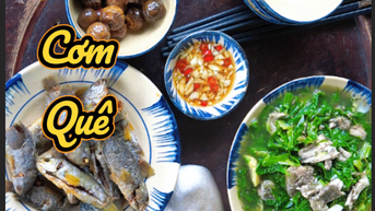 ត្រីខ និងស៊ុបបៃតង mustard គឺជាមុខម្ហូបដែលធ្លាប់ស្គាល់នៅក្នុងអាហាររបស់គ្រួសារវៀតណាមជាច្រើន។