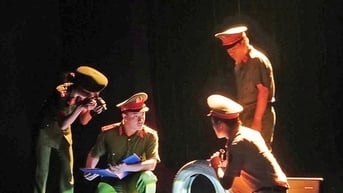 Sân khấu về hình tượng chiến sĩ Công an nhân dân: Gần gũi, chân thực, lay động