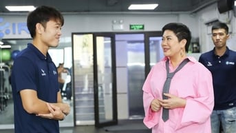 VĐV Việt Nam kiếm tiền từ thương hiệu cá nhân: 'Mỏ vàng'