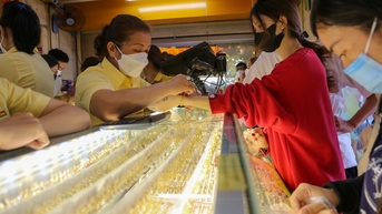 Giá vàng vẫn tăng đều trong 6 tháng đầu năm