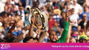 Chelsea viết lịch sử mới