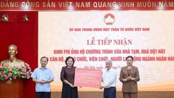 MTTQ Việt Nam tiếp nhận 82 tỷ đồng ủng hộ Chương trình xóa nhà tạm, nhà dột nát