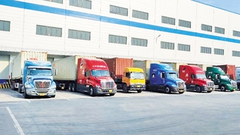 សហគ្រាសឯកជនទាញយកផលប្រយោជន៍ពីឱកាសមាស