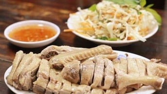 Thay vì nước lã hấp vịt, bạn dùng loại nước này đảm bảo thịt vịt săn thơm, mềm ngọt, hết sạch mùi hôi