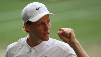 Jannik Sinner: Khi 'người máy' cũng rơi nước mắt