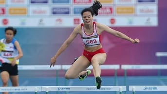 Sự nghiệp lộng lẫy của Nguyễn Thị Huyền