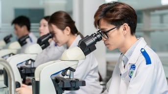 Nhiều đại học công bố điểm sàn 15 cho phương thức xét điểm thi tốt nghiệp THPT