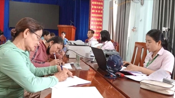 Phòng giao dịch Ngân hàng Chính sách xã hội Quế Sơn duy trì 18 điểm giao dịch