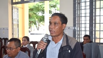 Xã Tân Hội lấy ý kiến góp ý dự thảo văn kiện Đại hội Đảng bộ xã lần thứ I