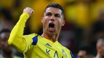 C.Ronaldo ẵm hàng loạt giải thưởng dù đội nhà trắng tay