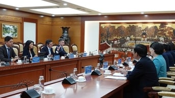 Bộ Tài chính đối thoại thúc đẩy nâng hạng thị trường chứng khoán