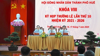 Hội đồng Nhân dân thành phố chất vấn nhiều vấn đề nóng