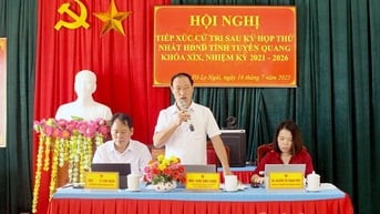 Tổ đại biểu số 16 HĐND tỉnh tiếp xúc cử tri xã Pờ Ly Ngài