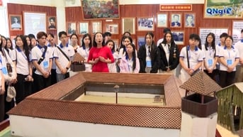 Đoàn trại hè Việt Nam thăm Khu Di tích lịch sử Ngục Kon Tum
