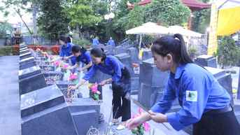 Tuổi trẻ Hà Tĩnh sôi nổi triển khai các hoạt động đền ơn đáp nghĩa